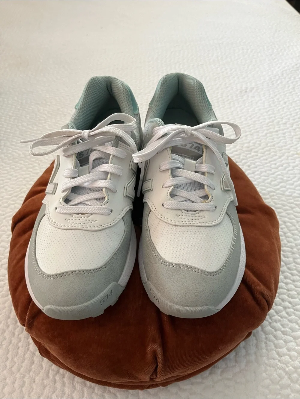 New Balance Women's White & Light Green Golf Shoes
